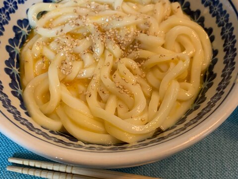 茹でて混ぜるだけ！釜玉チーズカレーうどん